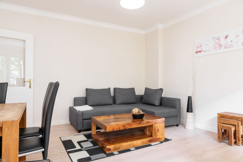 BEAUTIFUL STUDIO APARTMENT IN GREAT LOCATION