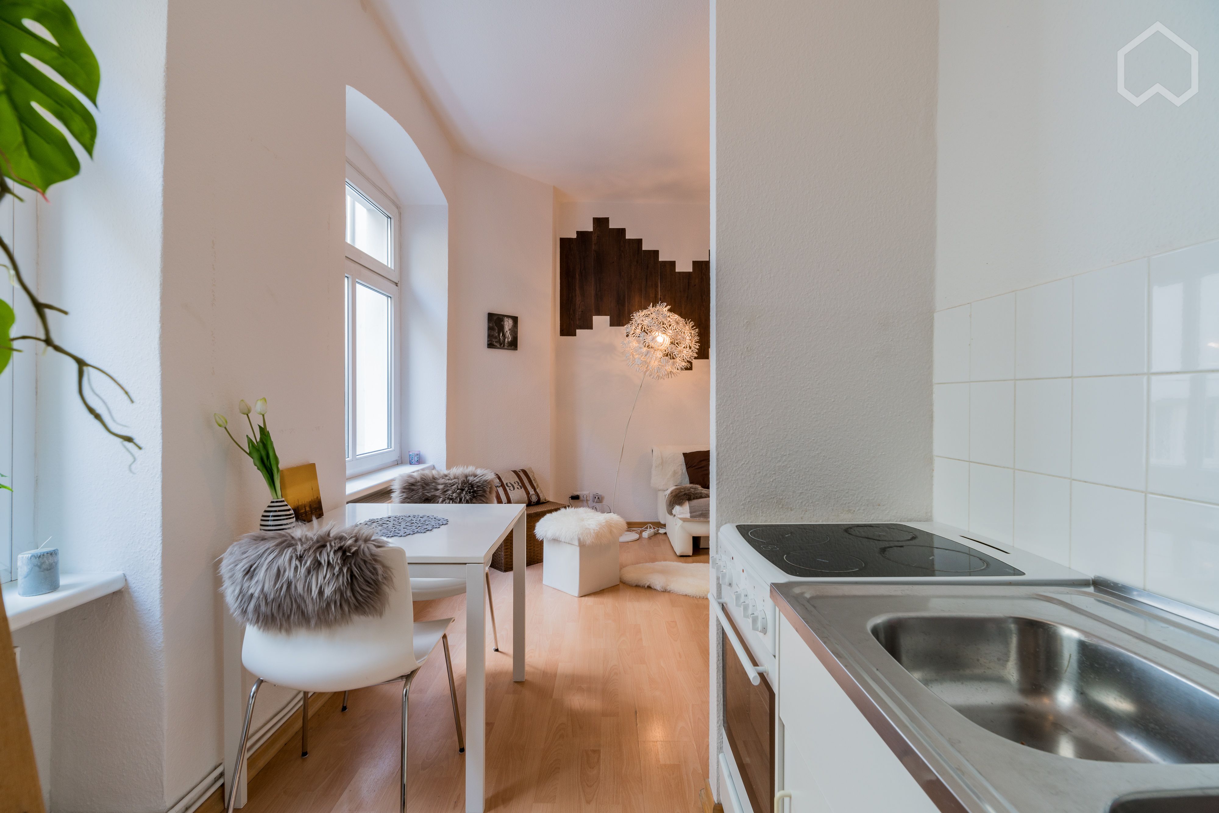  Helle Schoene Altbauwohnung In Friedrichshainain  -  Helle schoene Altbauwohnung in Friedrichshainain  - Gallery -  1