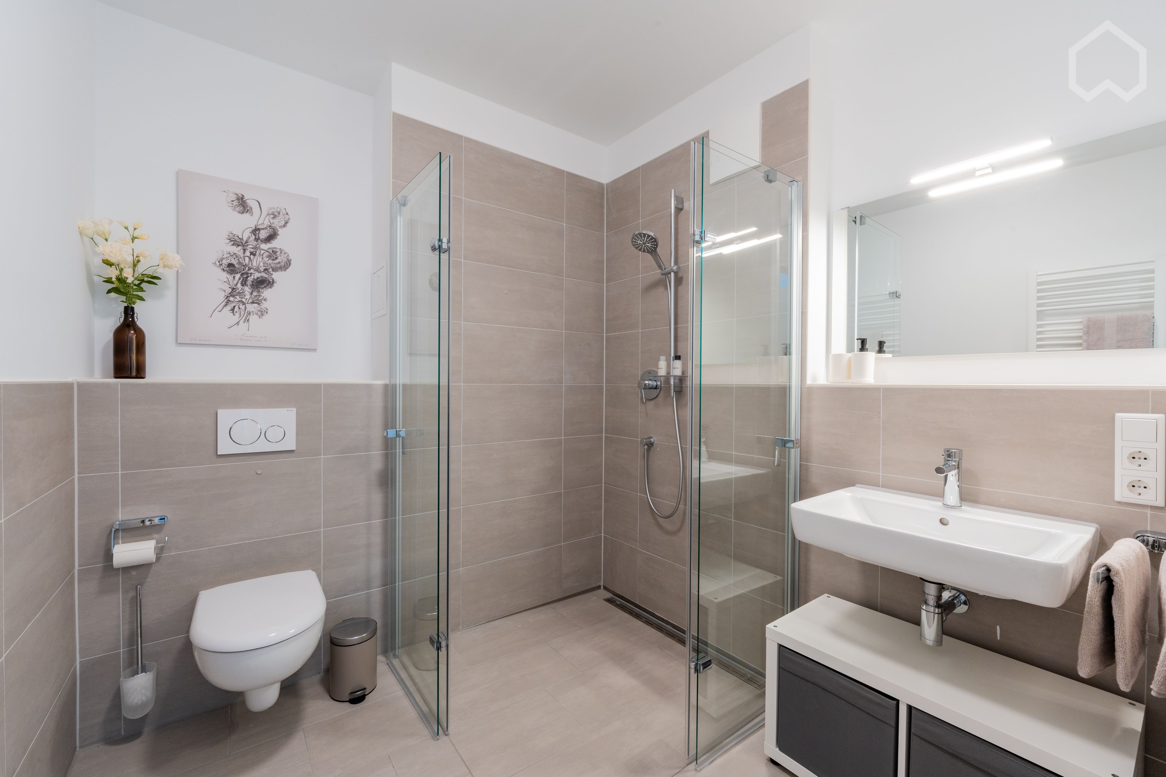 Brand New Studio With A View - Brand new studio with a view - Gallery - 9