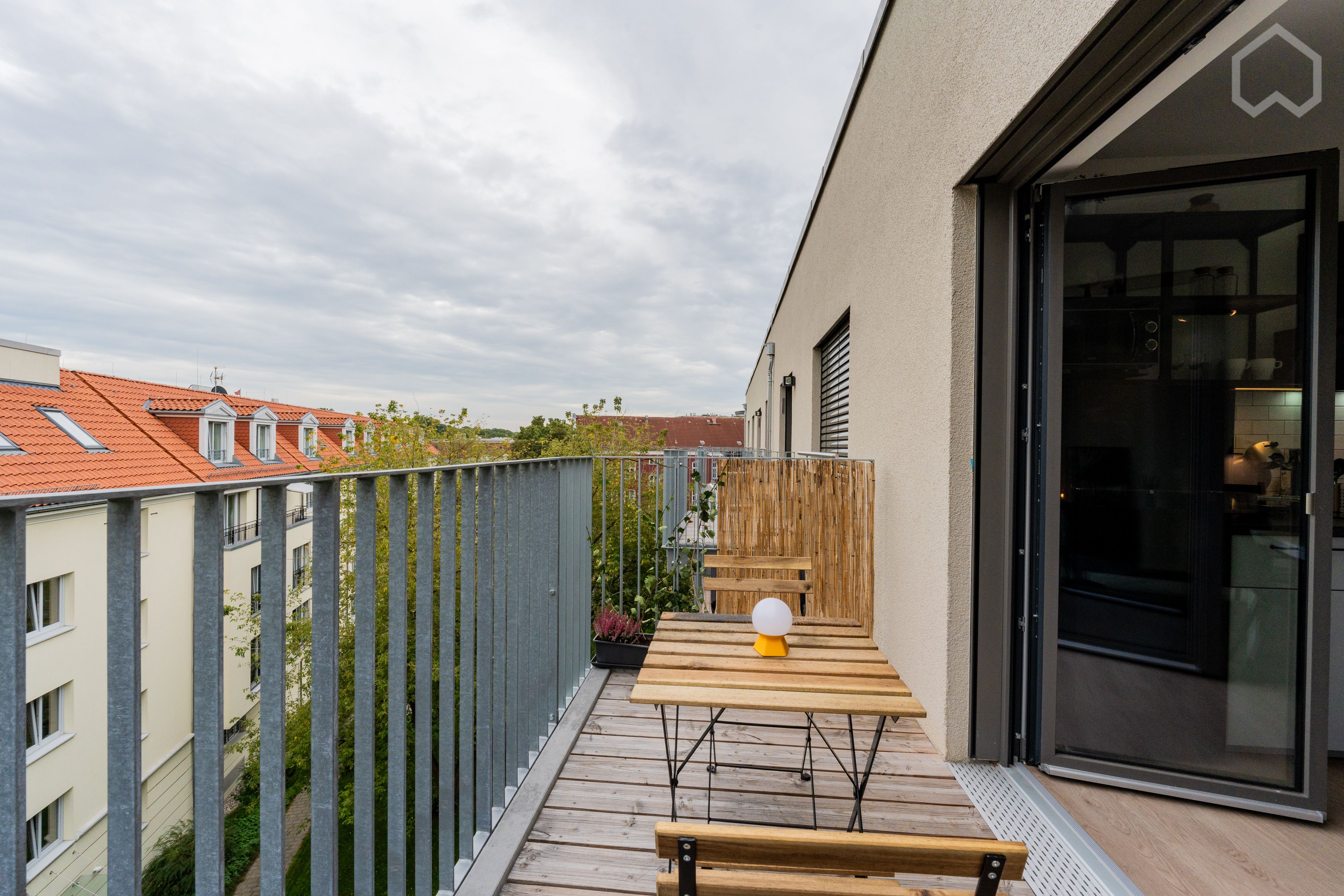 Brand New Studio With A View - Brand new studio with a view - Gallery - 14