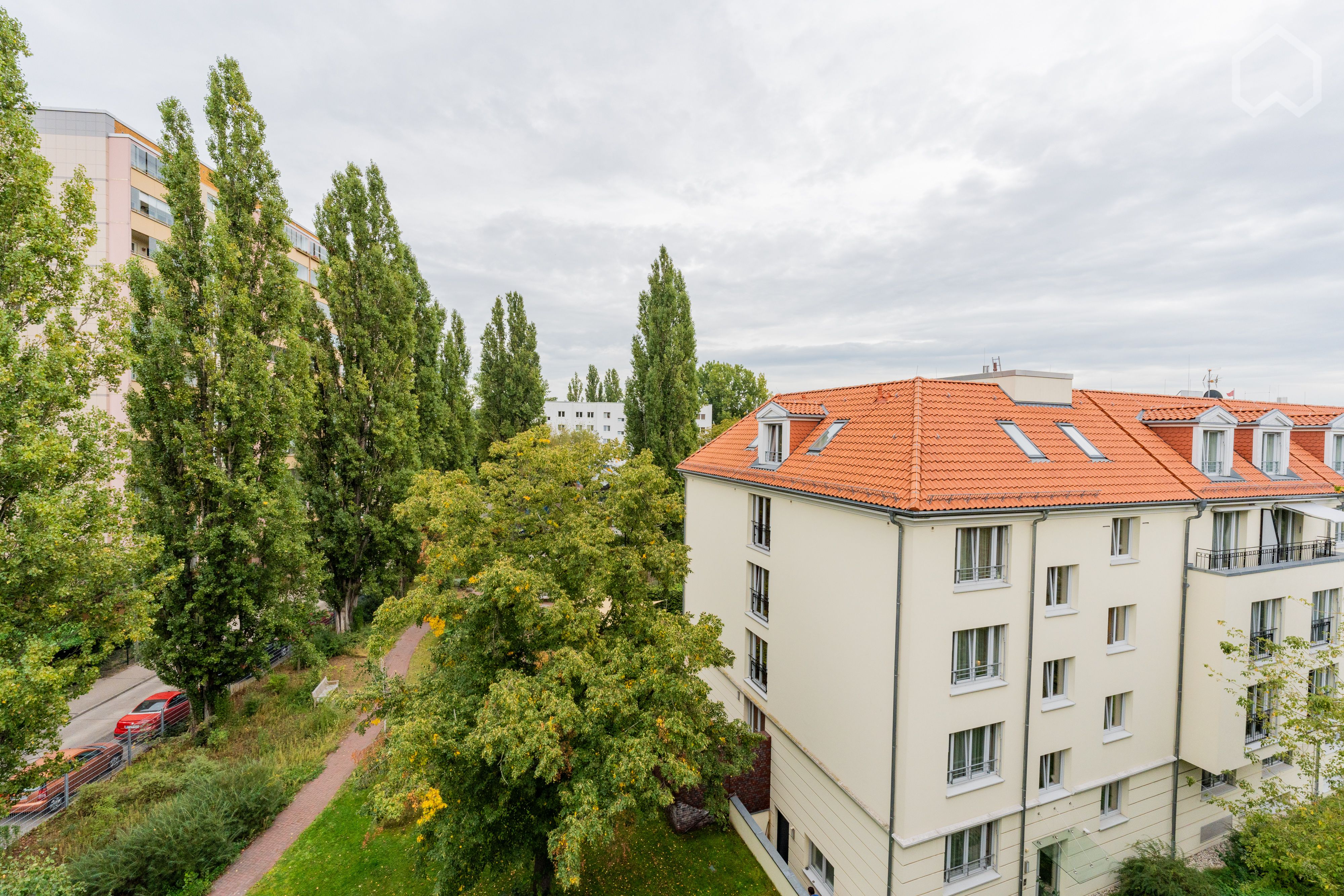  Brand New Studio With A View  -  Brand new studio with a view  - Gallery -  13