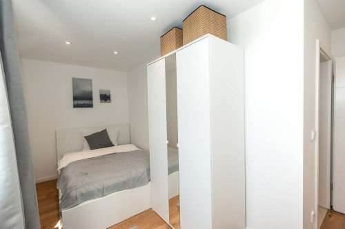 Adolf-Baeyer-Damm 42 room 2