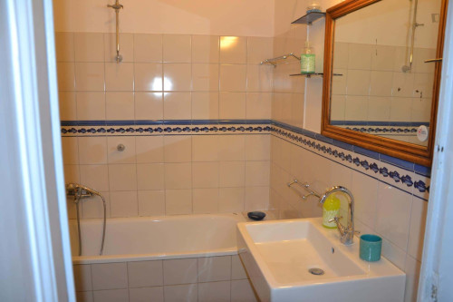 Apartment in Via Principe Amedeo, Roma for 30 m²