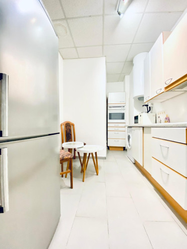 Spacious & cozy suite close to city center - Gallery - 11