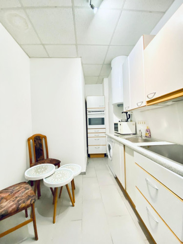 Spacious & cozy suite close to city center - Gallery - 9