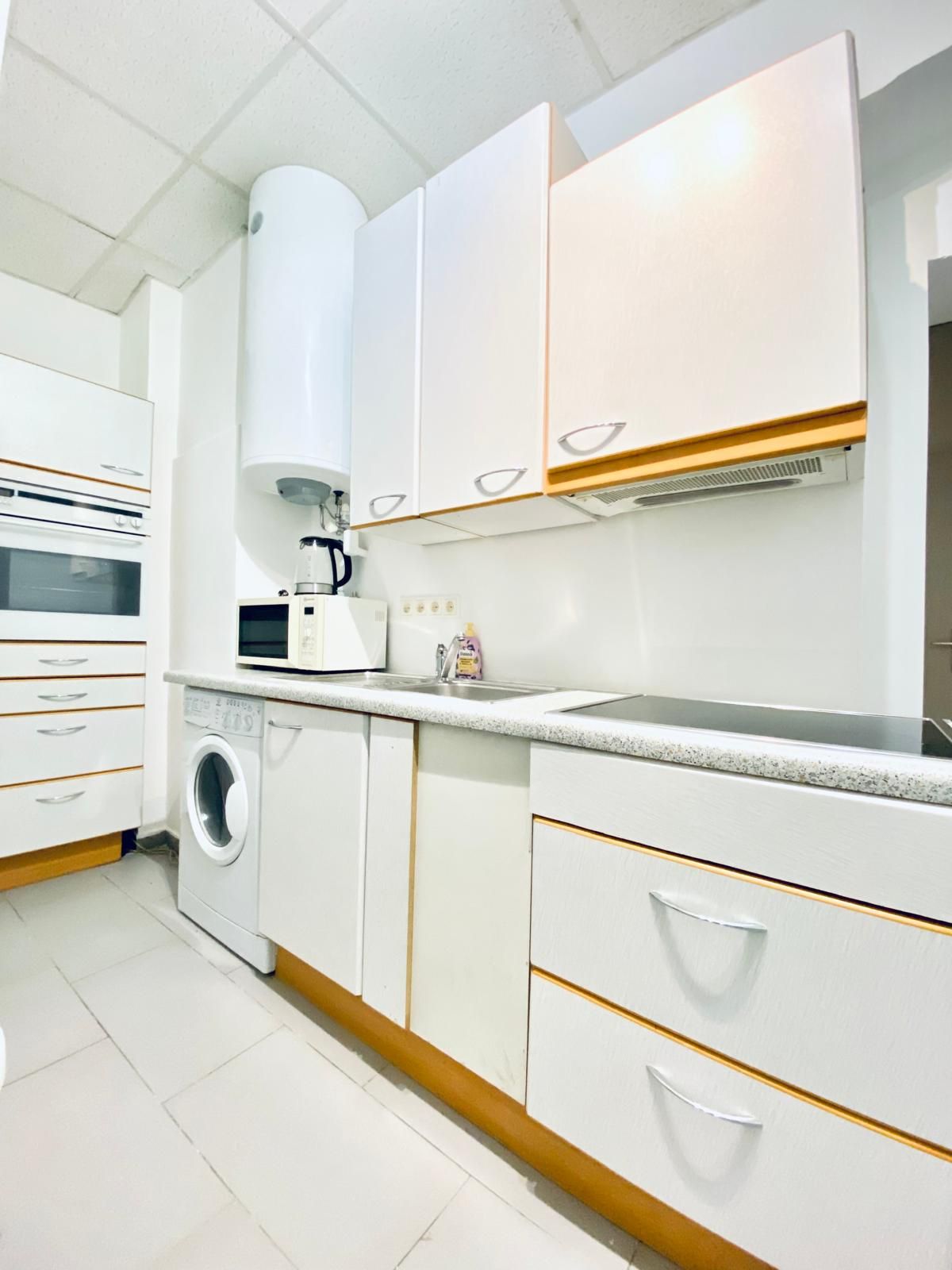 Private Room - Spacious & cozy suite close to city center - Gallery - 11