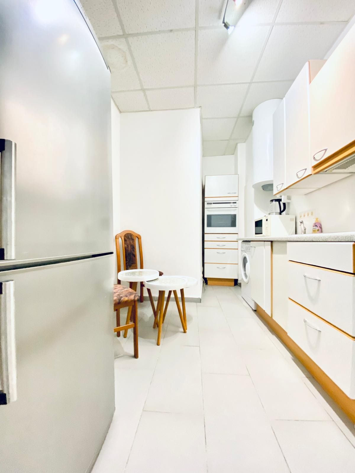  Private Room  -  Spacious & cozy suite close to city center  - Gallery -  6