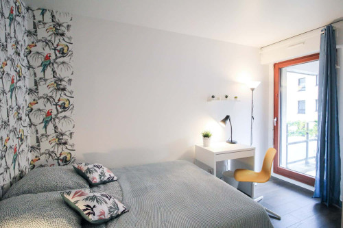 Beautiful bright room 10m²