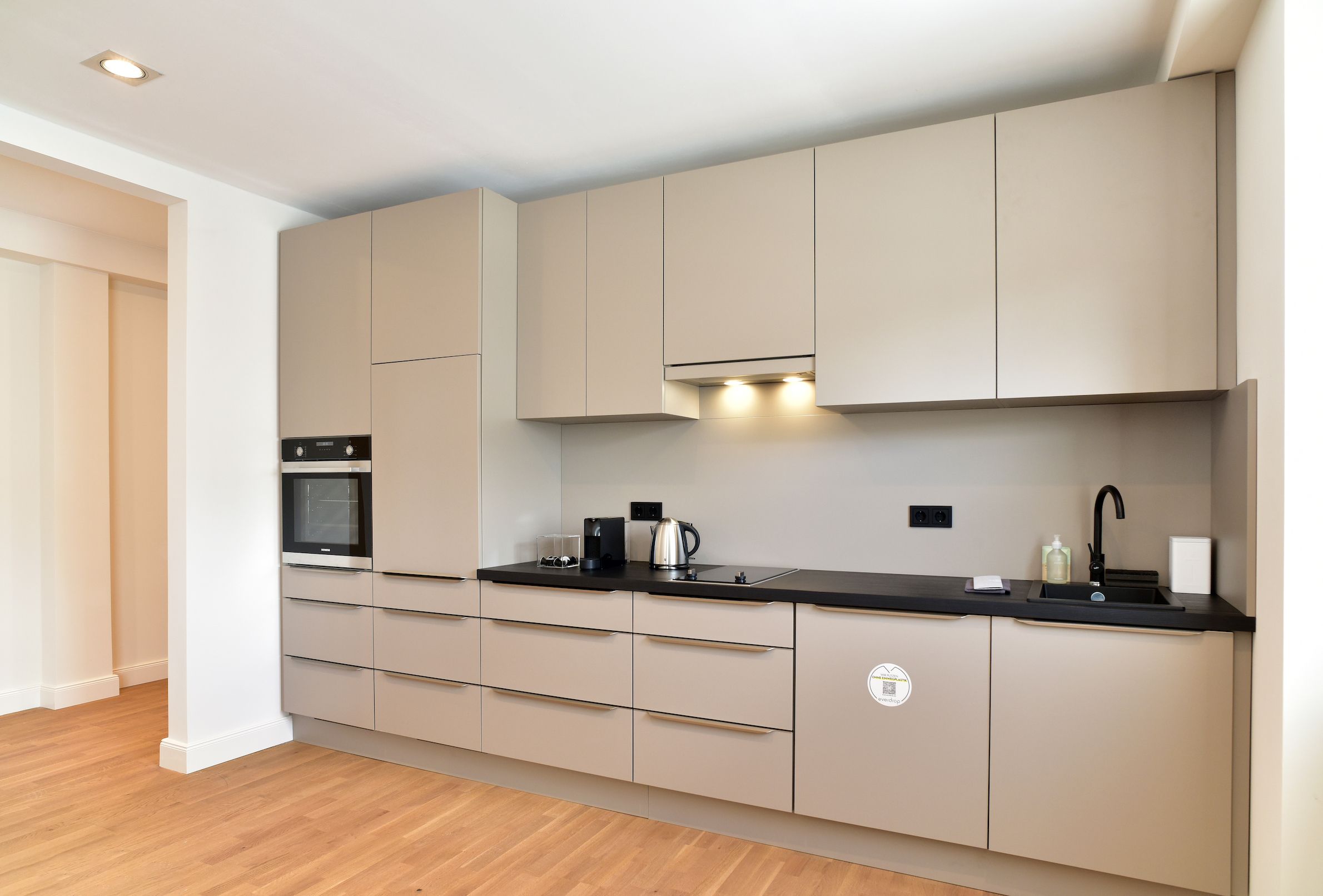  Deluxe Apartment  -  Deluxe Apartment  - Gallery -  10