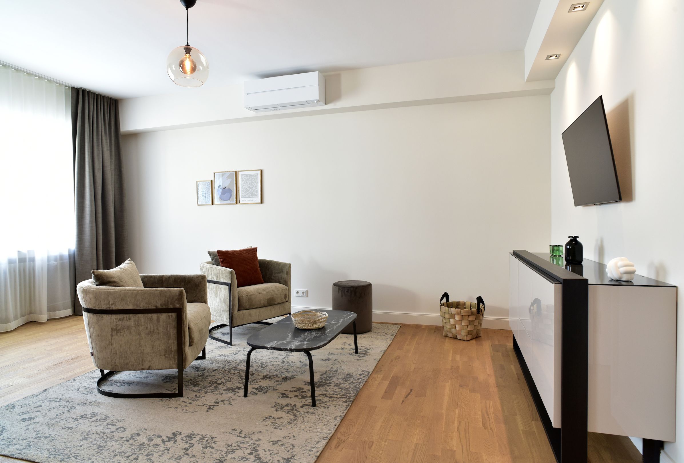  Deluxe Apartment  -  Deluxe Apartment  - Gallery -  6
