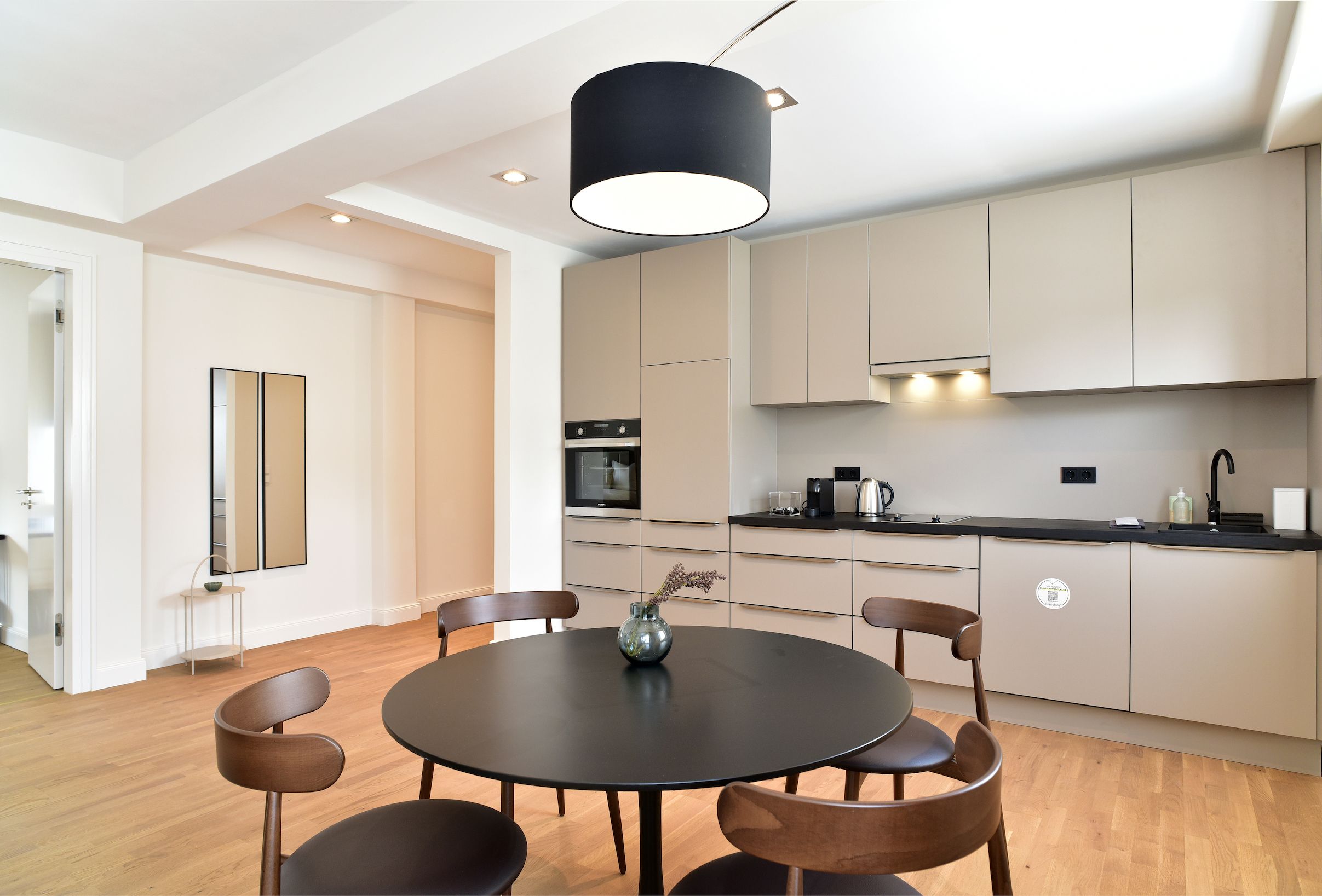  Deluxe Apartment  -  Deluxe Apartment  - Gallery -  9