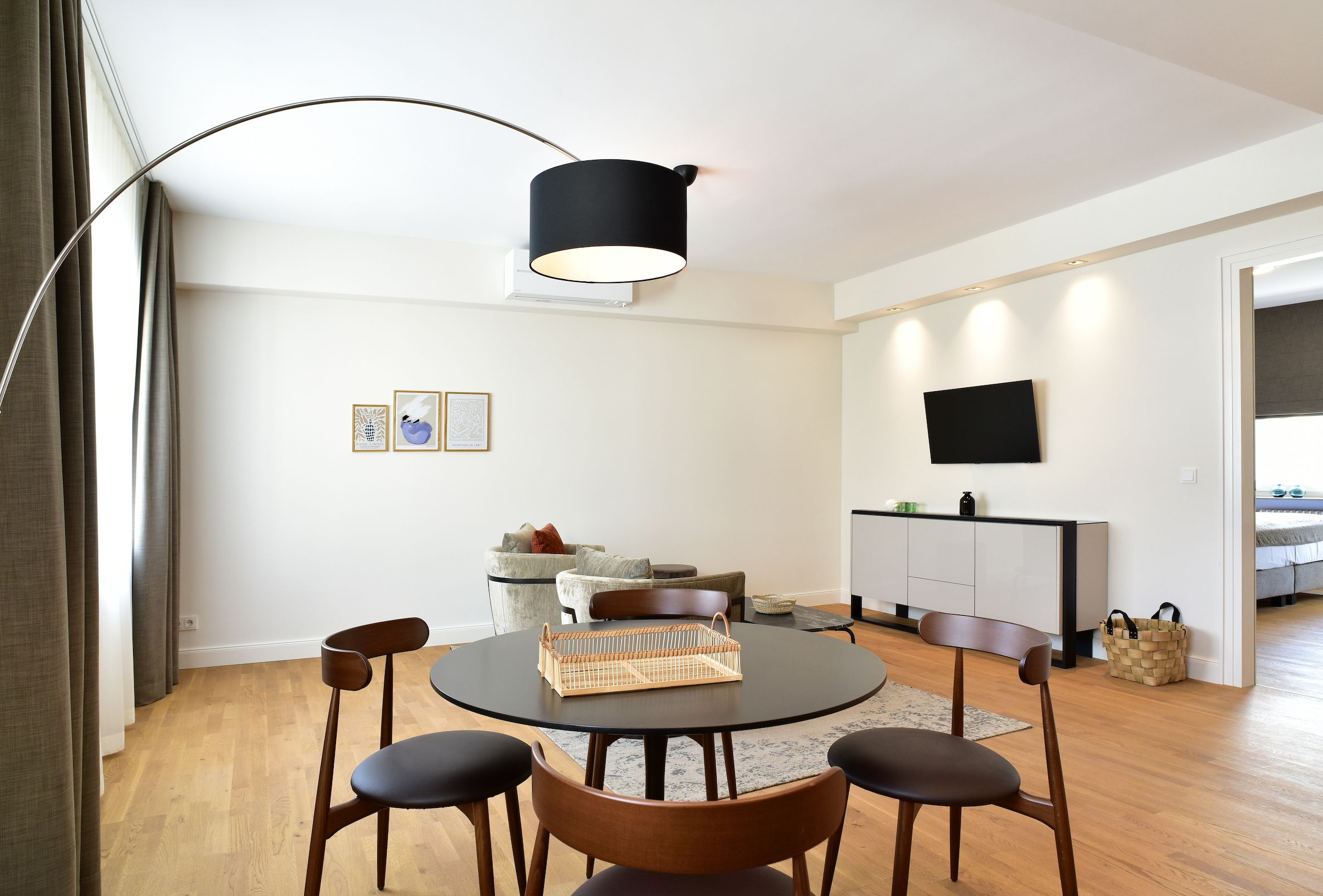  Deluxe Apartment  -  Deluxe Apartment  - Gallery -  7