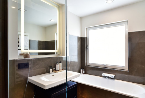 Penthouse Apartment - Gallery - 21