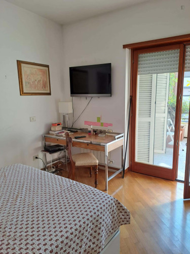 Room in Via della Mendola, Roma with 2 bedrooms