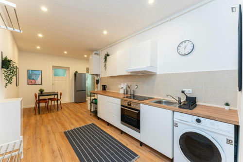 Inviting single bedroom in the Neukölln area  - Gallery -  5