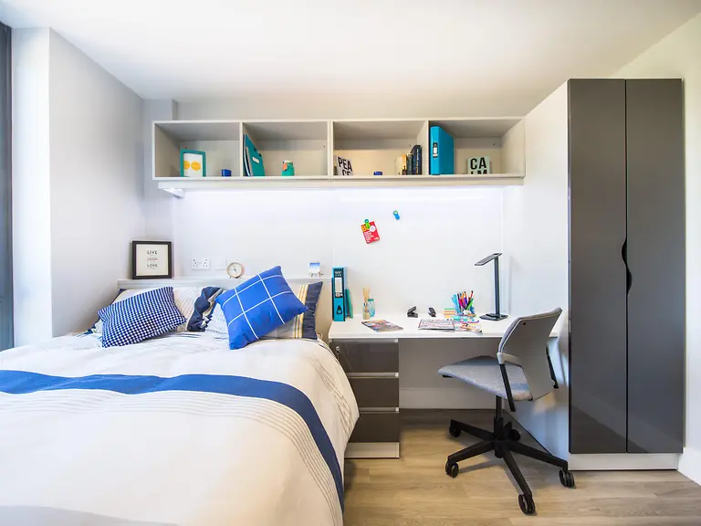 8-Bed Cluster En-Suite - 6