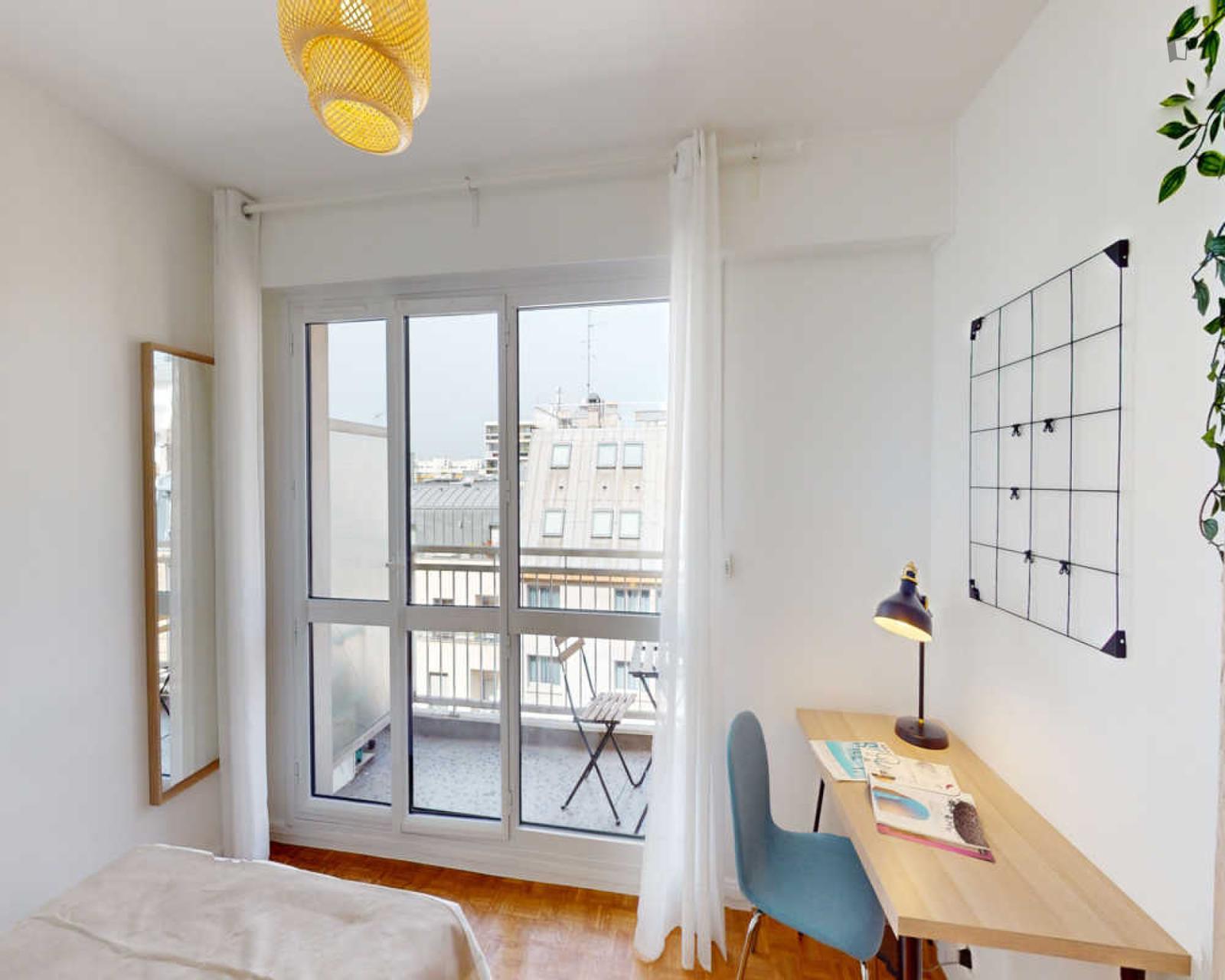  Lovely Double Bedroom With Balcony, Near Parc André Citroën  -  Lovely double bedroom with balcony, near Parc André Citroën  - Gallery -  1