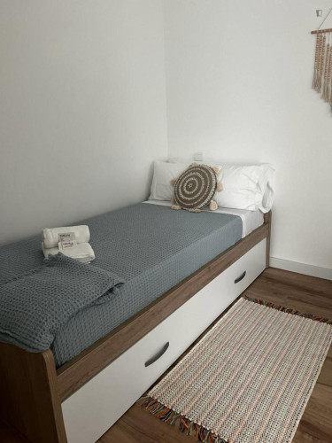 Modern 3 Bedroom Apartment close to Vigo Guixar Train Station - Gallery - 9
