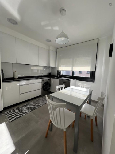 Modern 3 Bedroom Apartment close to Vigo Guixar Train Station - Gallery - 17