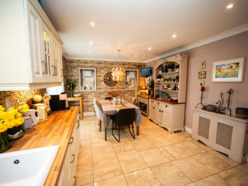 Tasteful accomodation to rent 