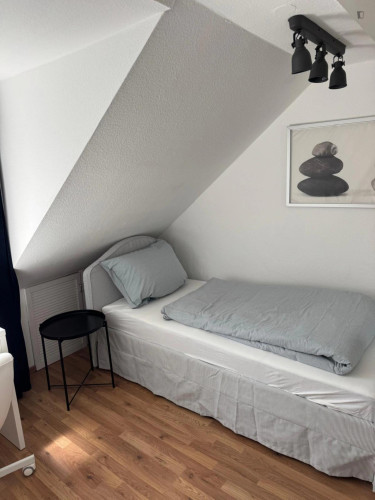 Charming single bedroom near Düsseldorf Central Station