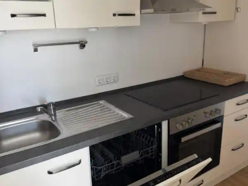 Charming single bedroom near Düsseldorf Central Station