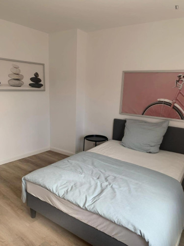 Appealing double bedroom near Hofgarten   - Gallery -  5