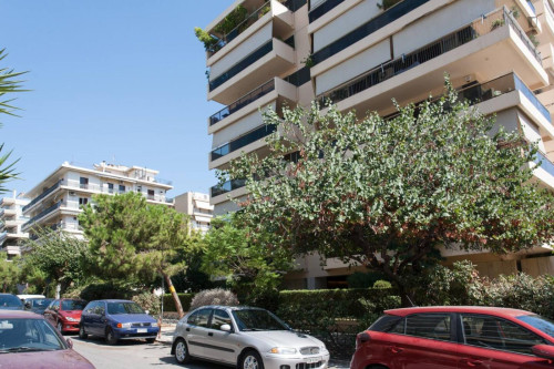 Pleasant studio in Faliro