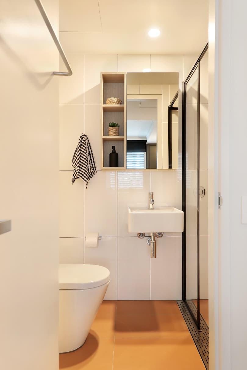  Standard Studio Apartment  -  Flagstaff Station  - Gallery -  3