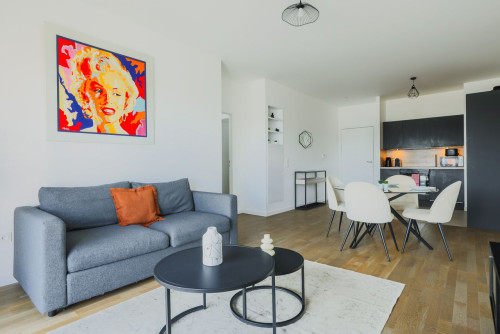 Spacious flat in Clichy  - Gallery -  5