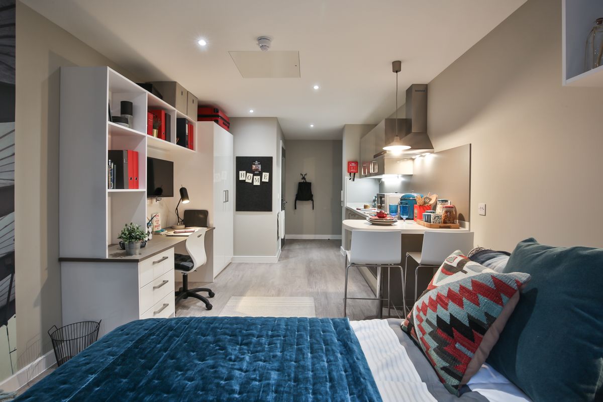  Premium Studio - Limited View  -  27 King's Stables Road  - Gallery -  1