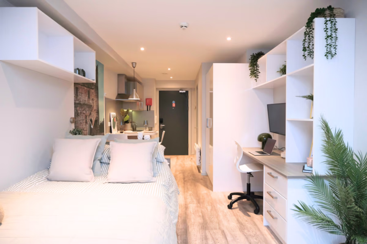  Classic Smaller Studio - Cityscape View  -  Samuel Tuke Apartments  - Gallery -  1