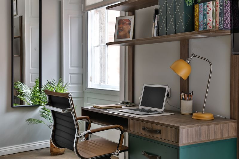 Premium Studio - Low Ceiling - South Bridge - Gallery - 1
