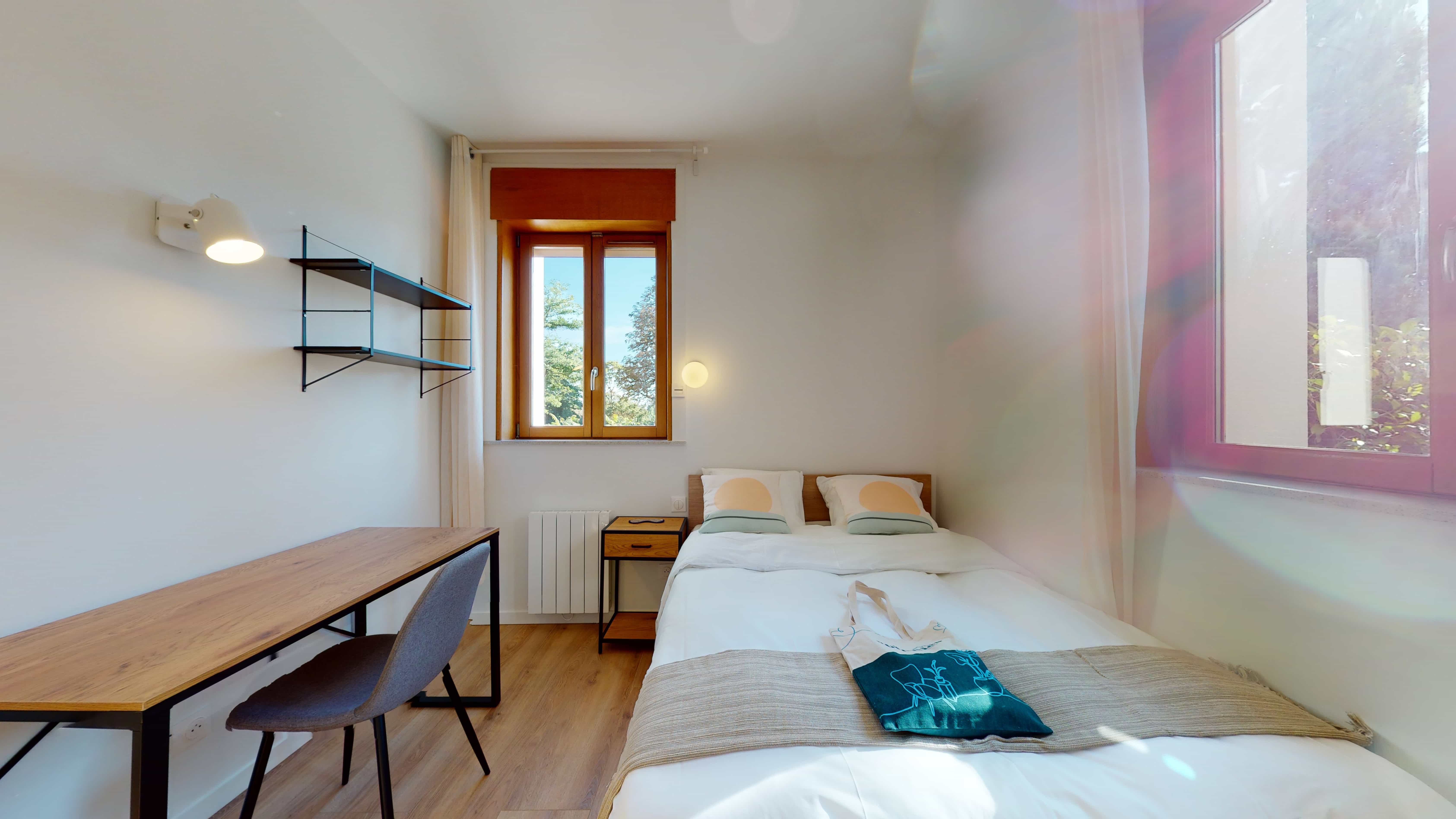 Studio For One Person - 5 - 1