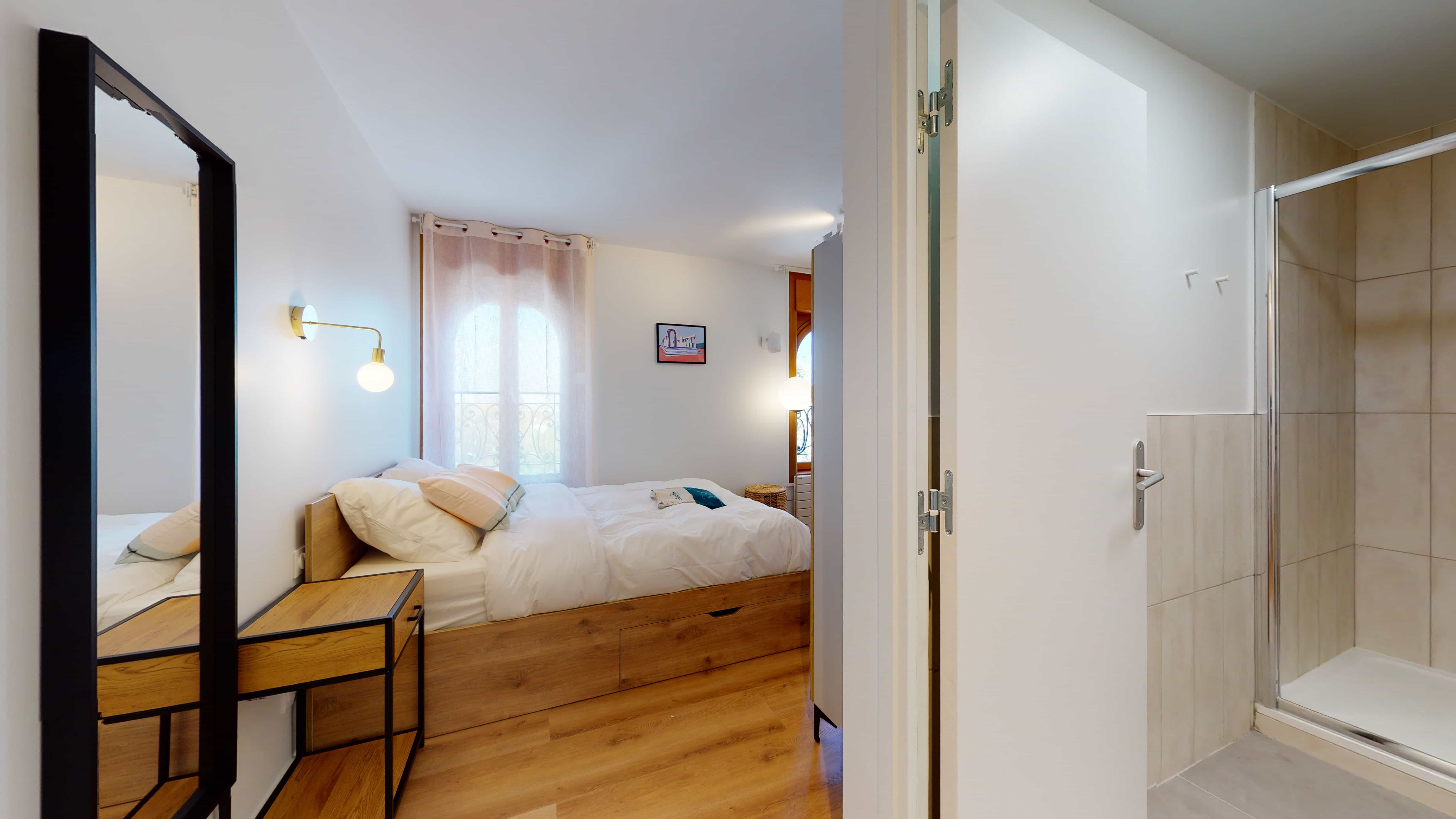Studio For One Person - 12 - 1