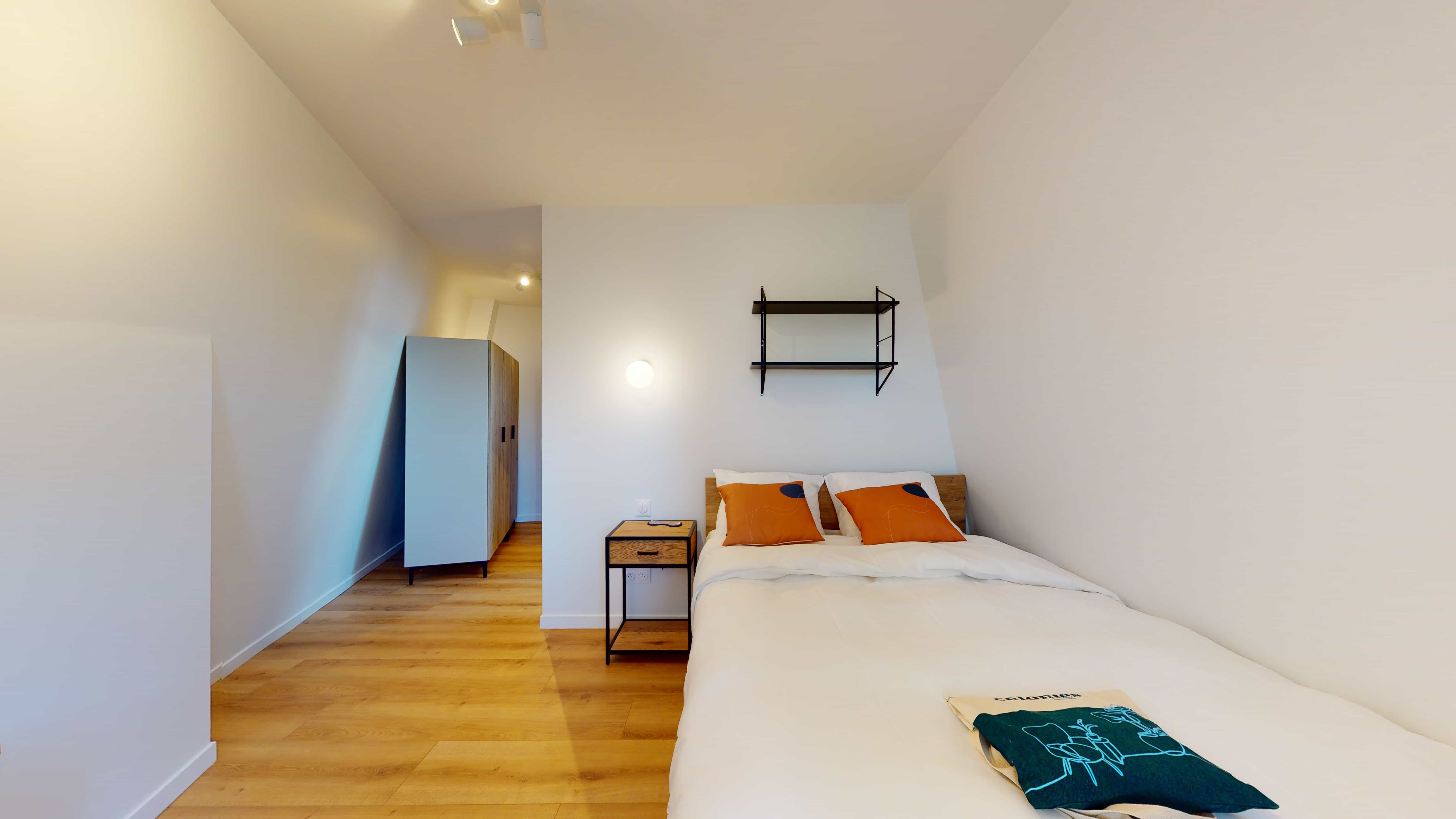 Room For One Person - 18 - 2