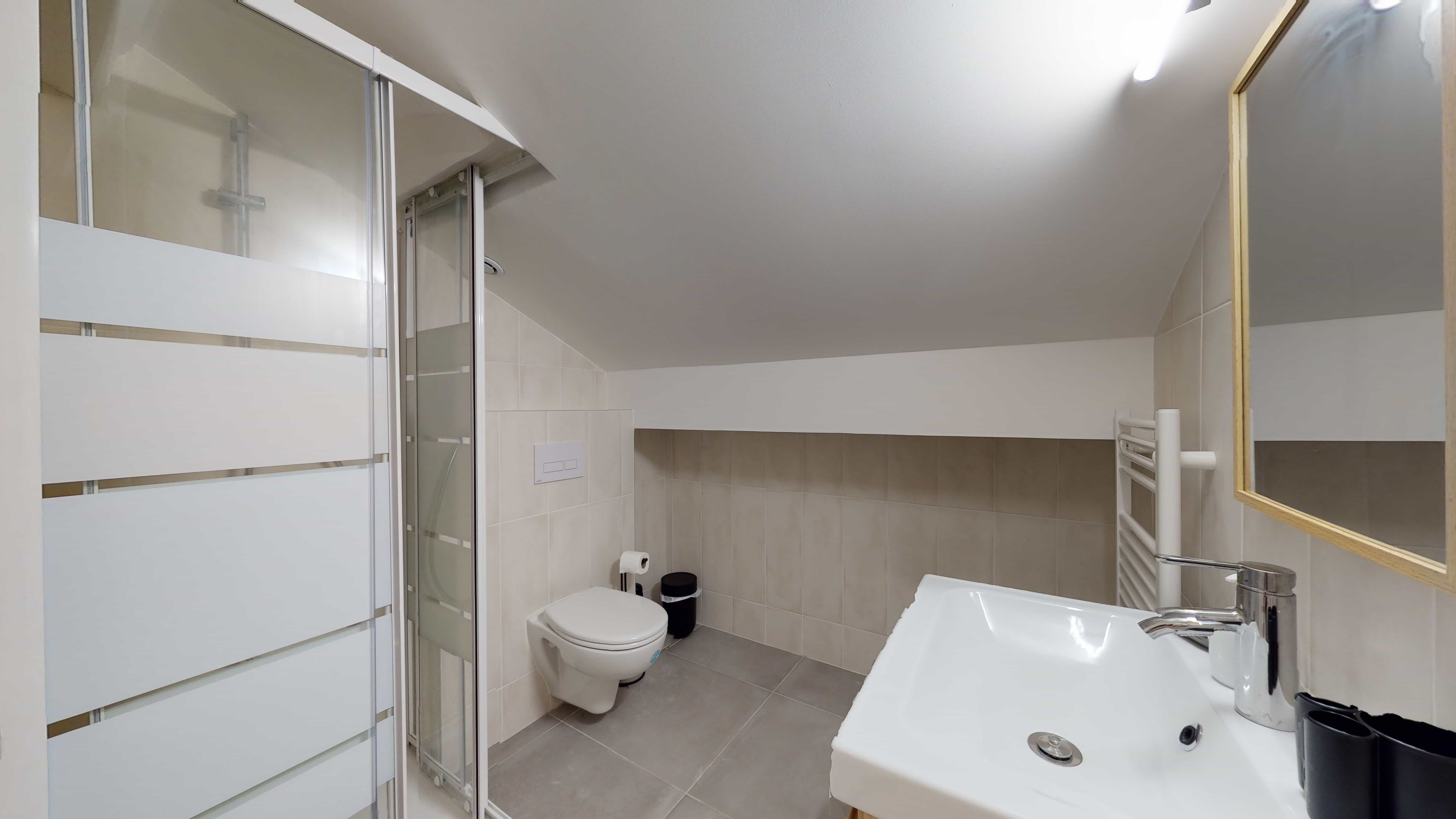 Studio For One Person - 9 - 4