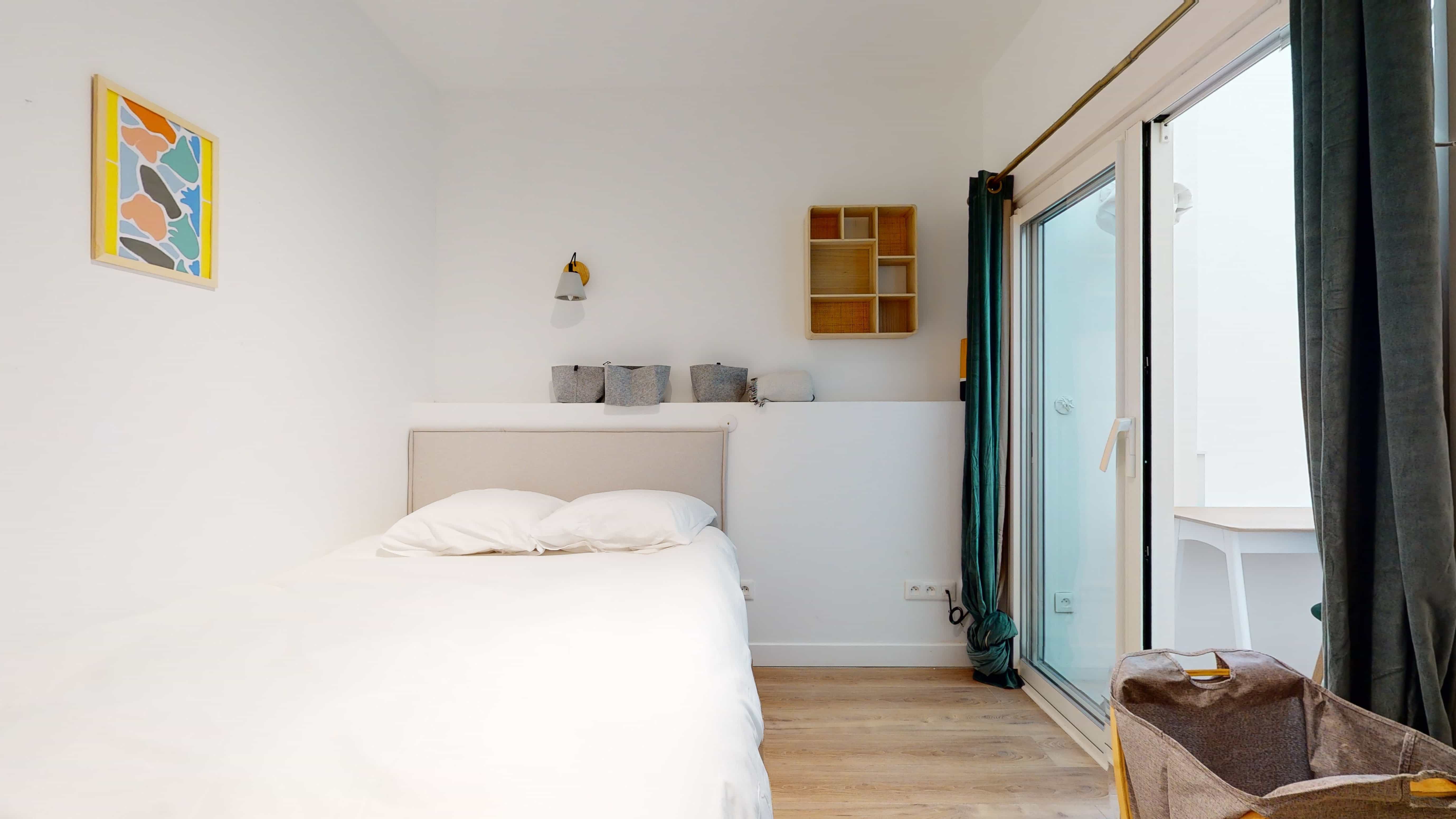  Room For One Person - 12  -  Boudoir  - Gallery -  1