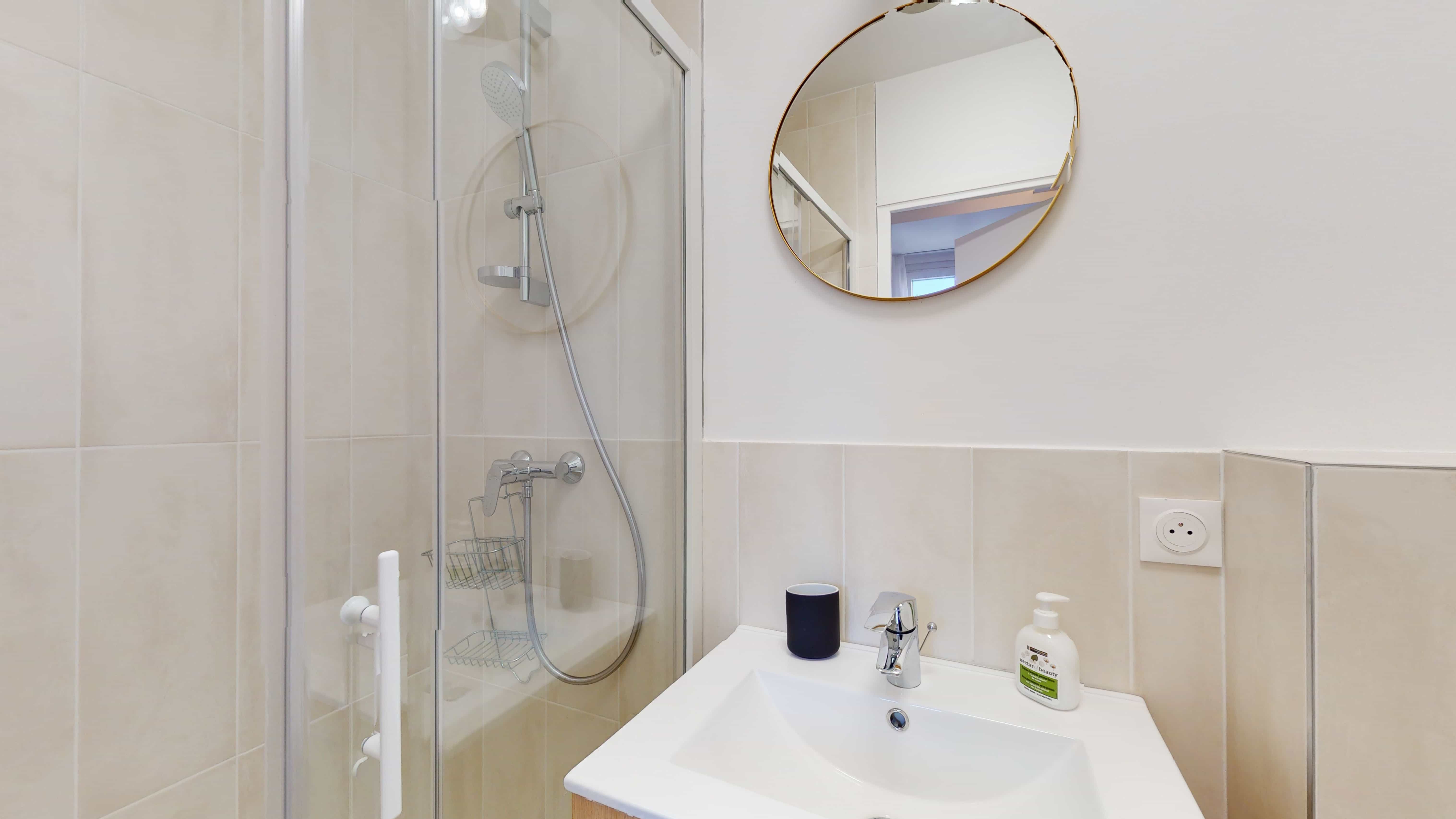 Room For One Person - 2 - Mimosa - Gallery - 1