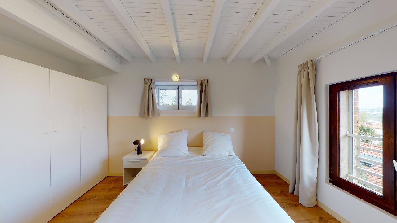 Room For One Person - 10 - 1