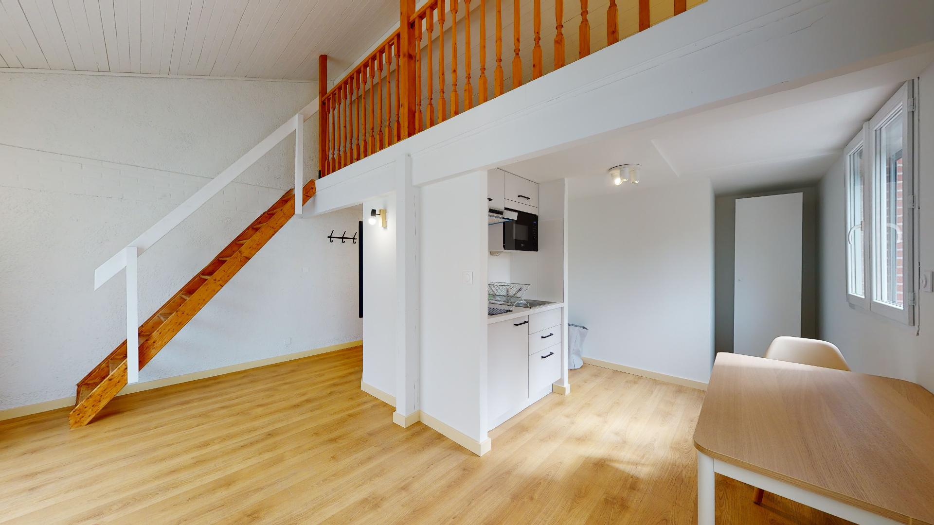 Studio For Two People - 11 - 5