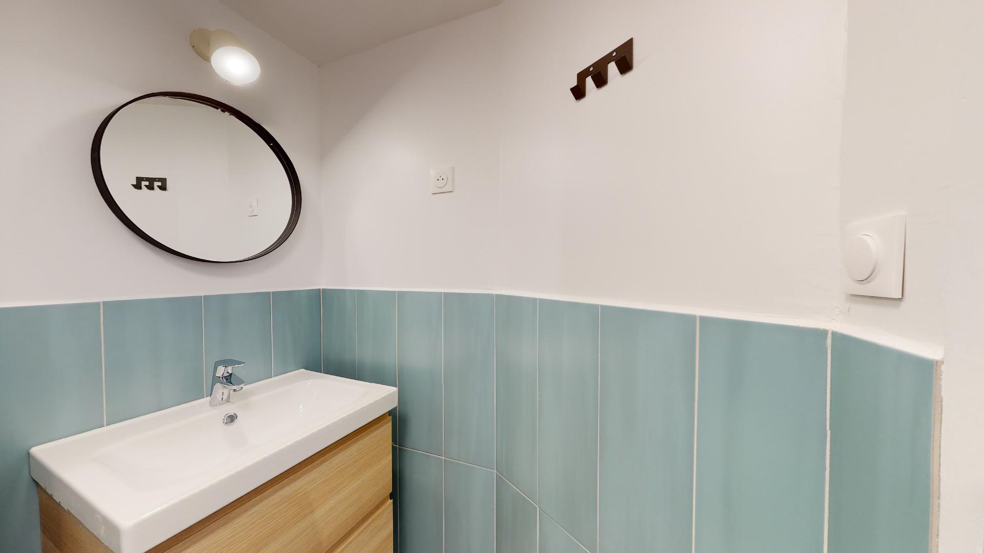 Room For One Person - 12 - 4
