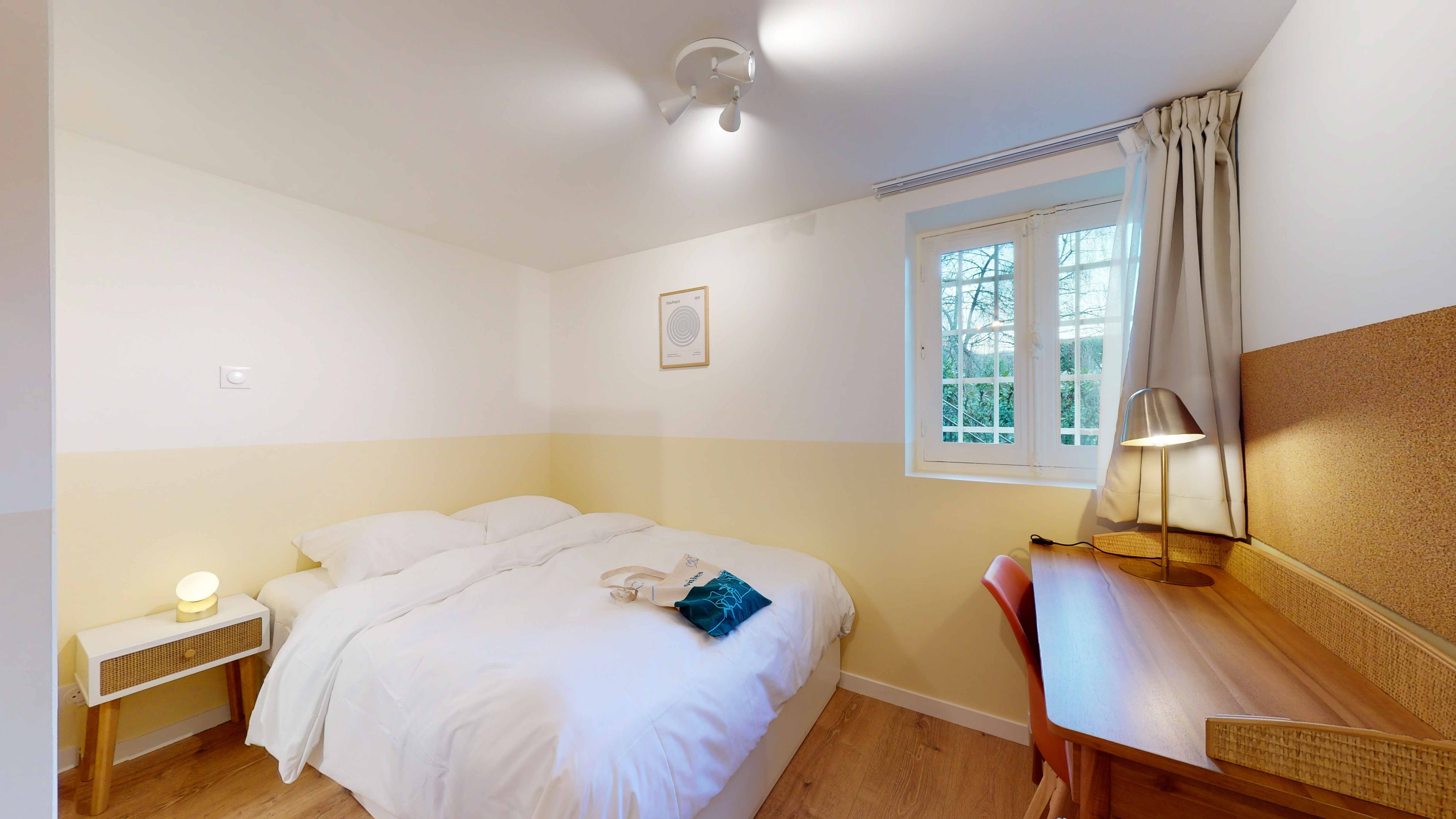 Room For One Person - 1 - Lucette - Gallery - 3