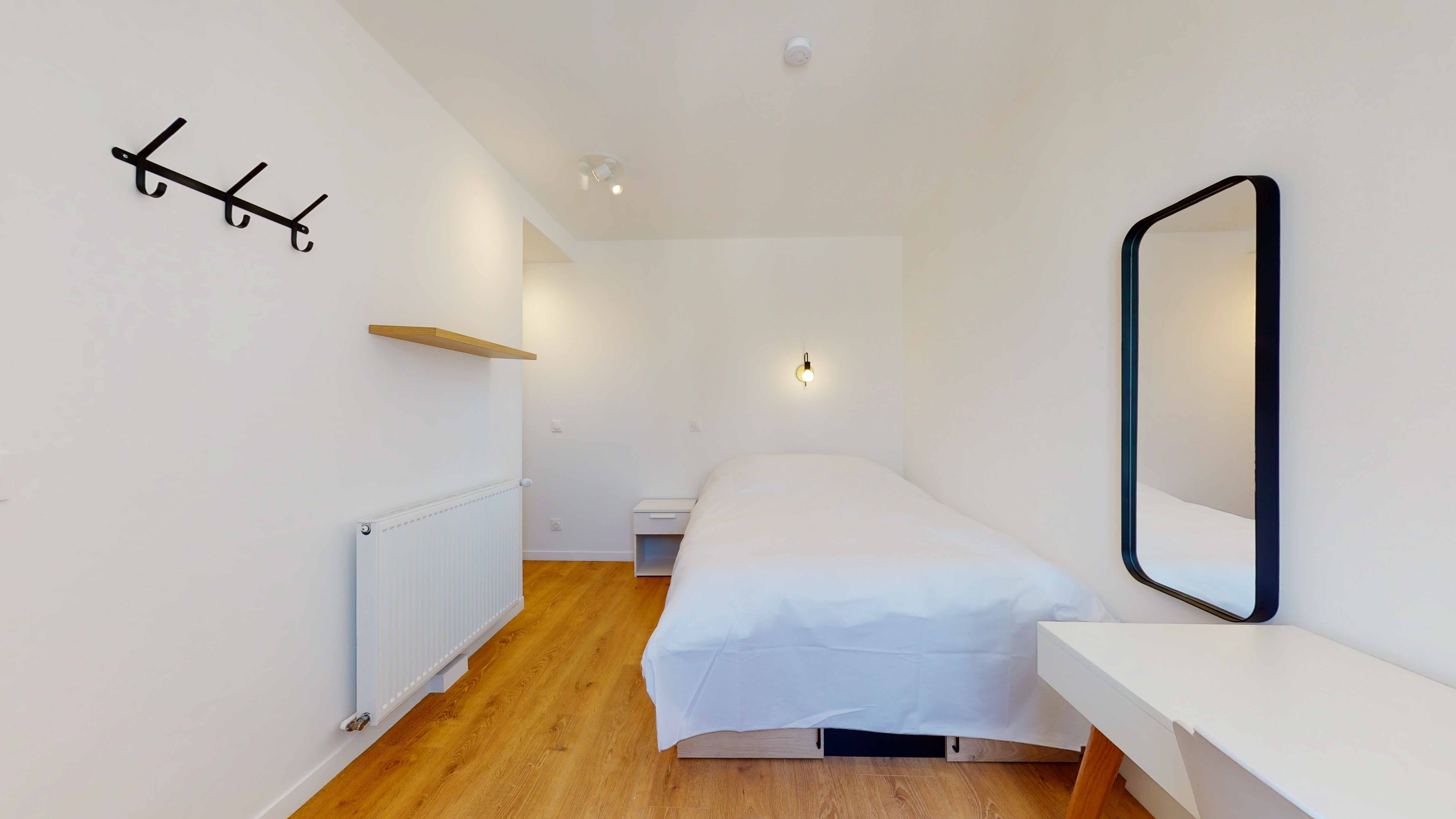 Room For One Person - 4 - Bowie - Gallery - 3