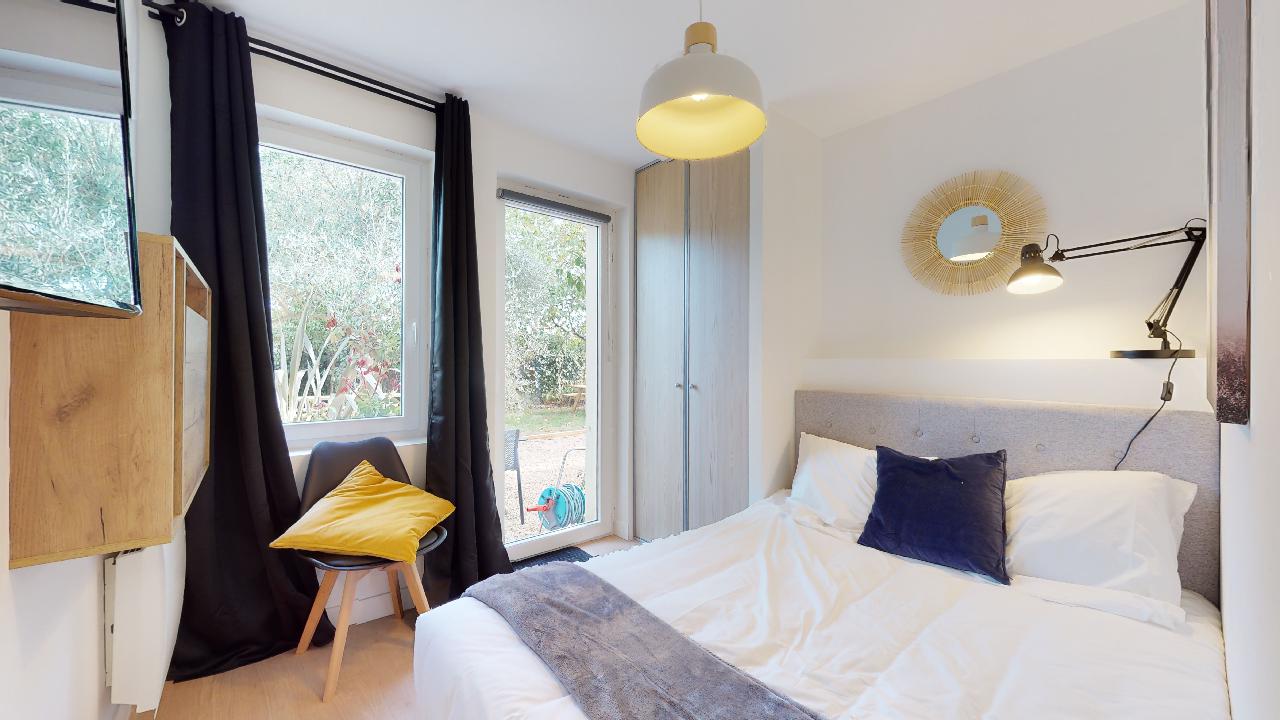  Room For One Person - 4  -  Gaston  - Gallery -  1