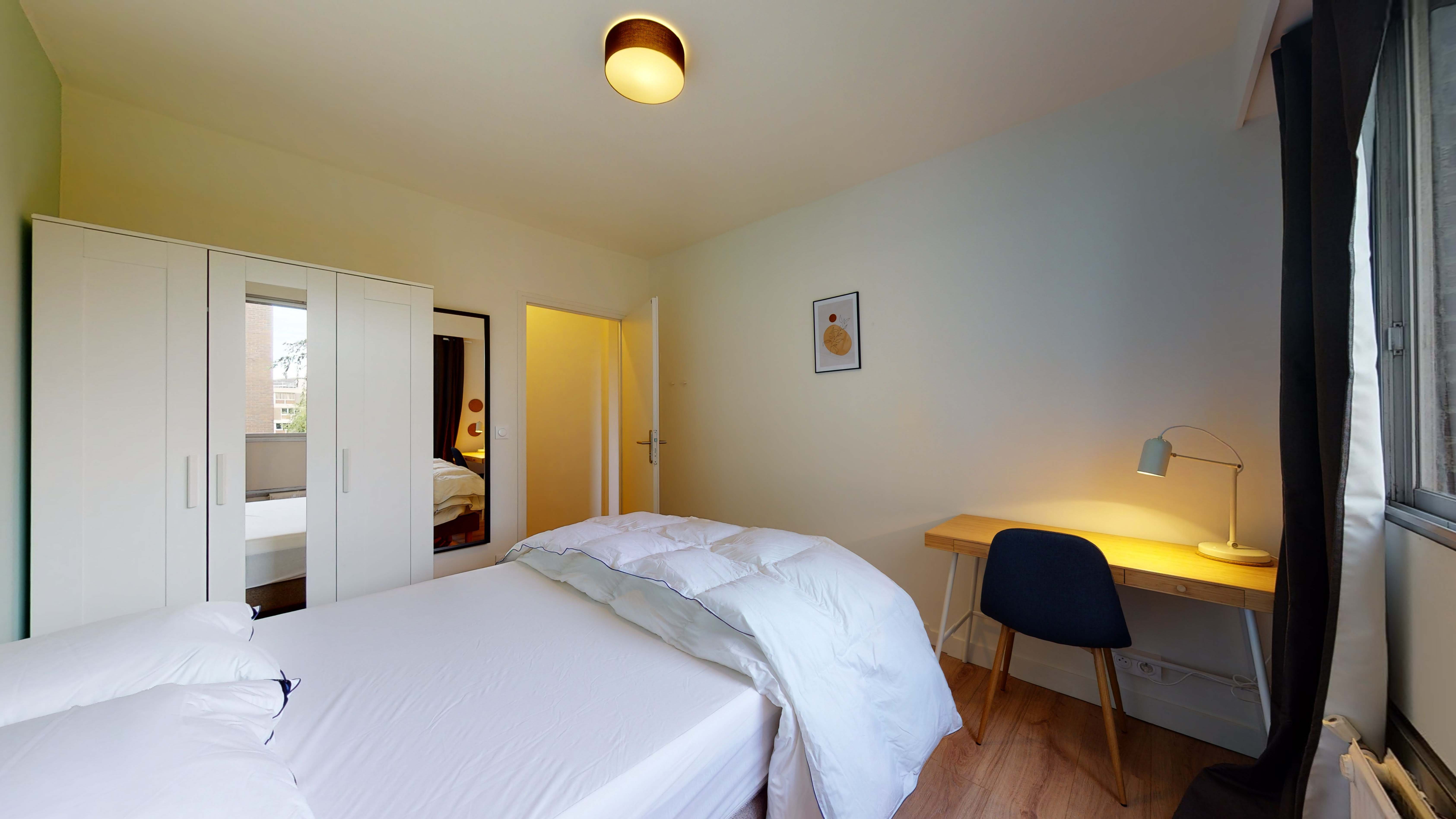 Room 5 - Lille Stations - Gallery - 2