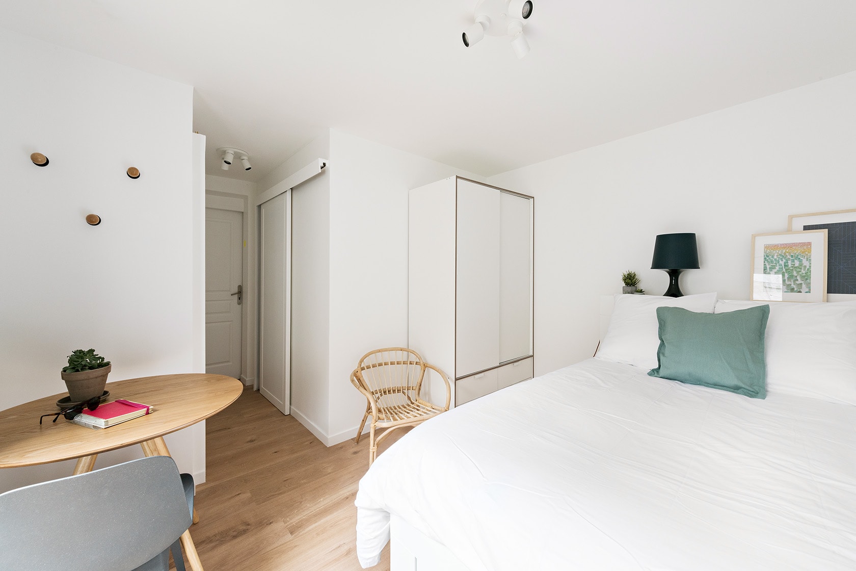  Room For One Person - 1  -  Lazare  - Gallery -  1