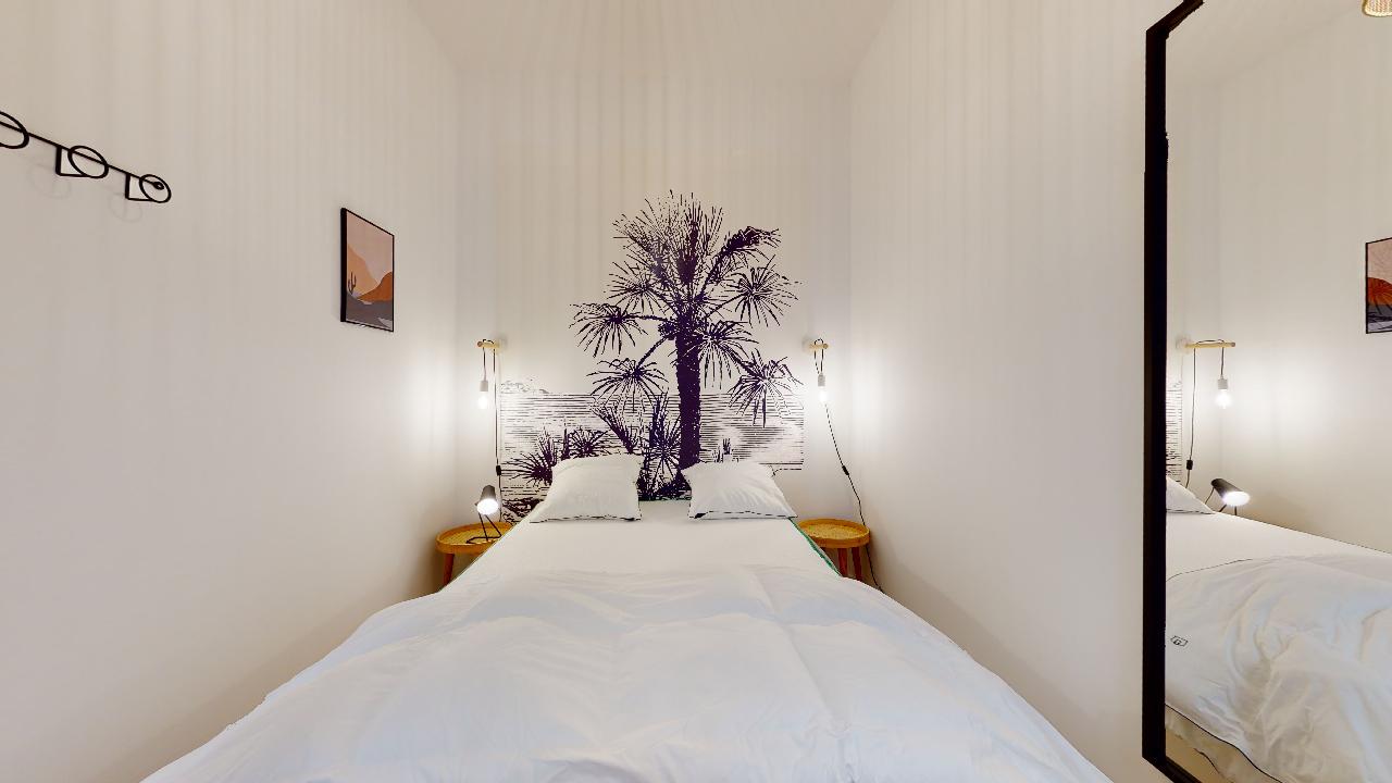 Room 1 - 1