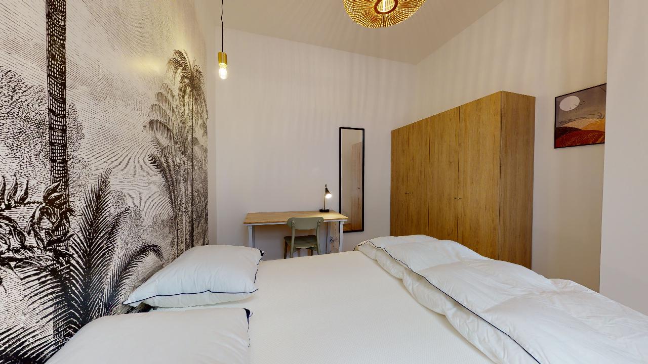 Room 2 - 3