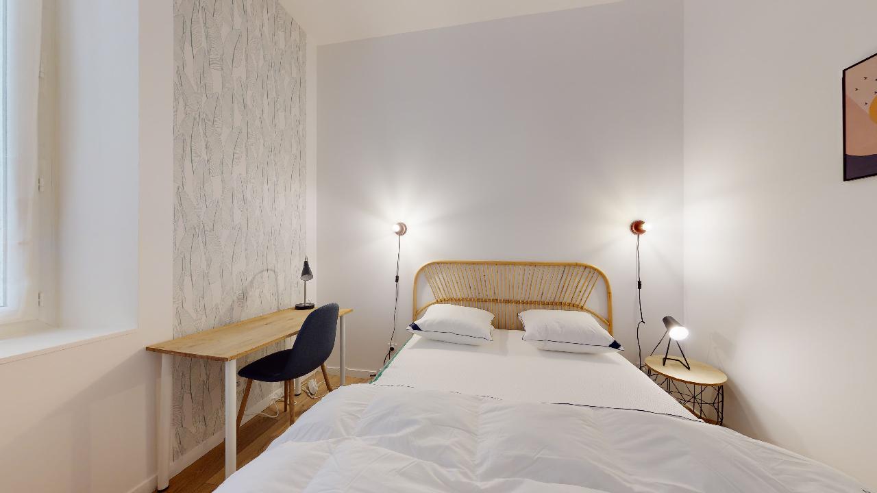 Room 4 - 1